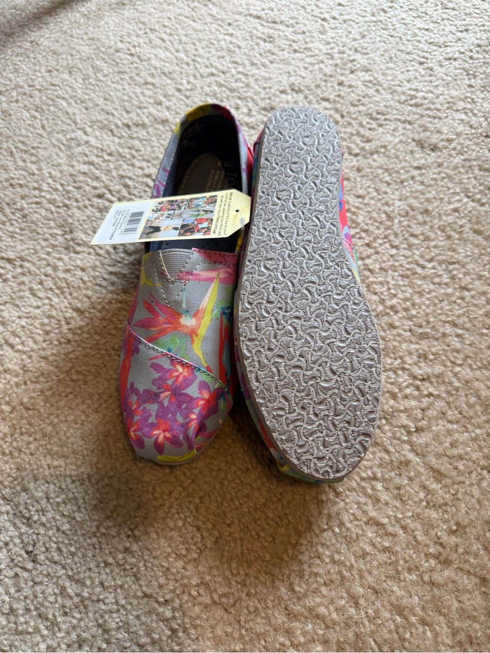 TOMS Women’s ‘Grey Birds of Paradise’ Canvas Slip-On - Picture 5 of 10